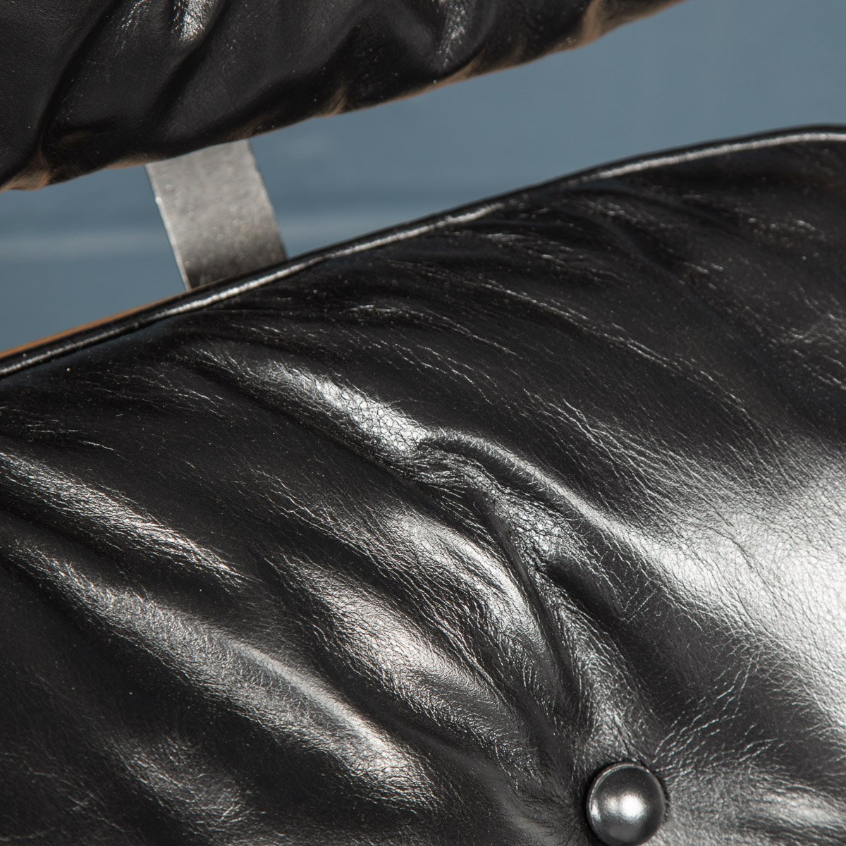 THE EAMES LOUNGE CHAIR 2006/4/30 ハードカバー 通販モノタロウ www.m